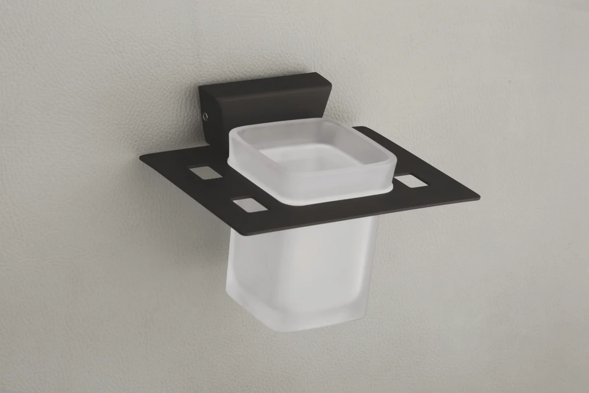 No. 064 Tumbler Holder