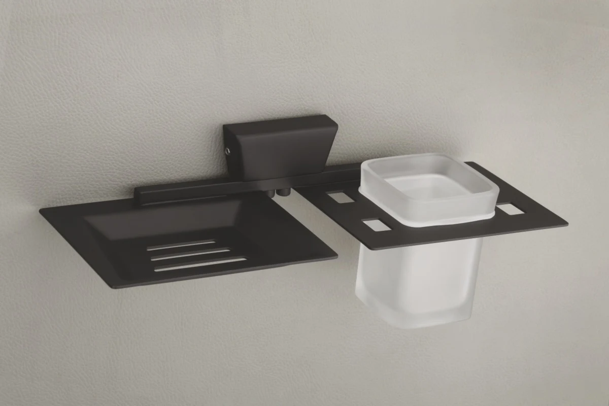 No. 065 Soap Dish with Tumbler
