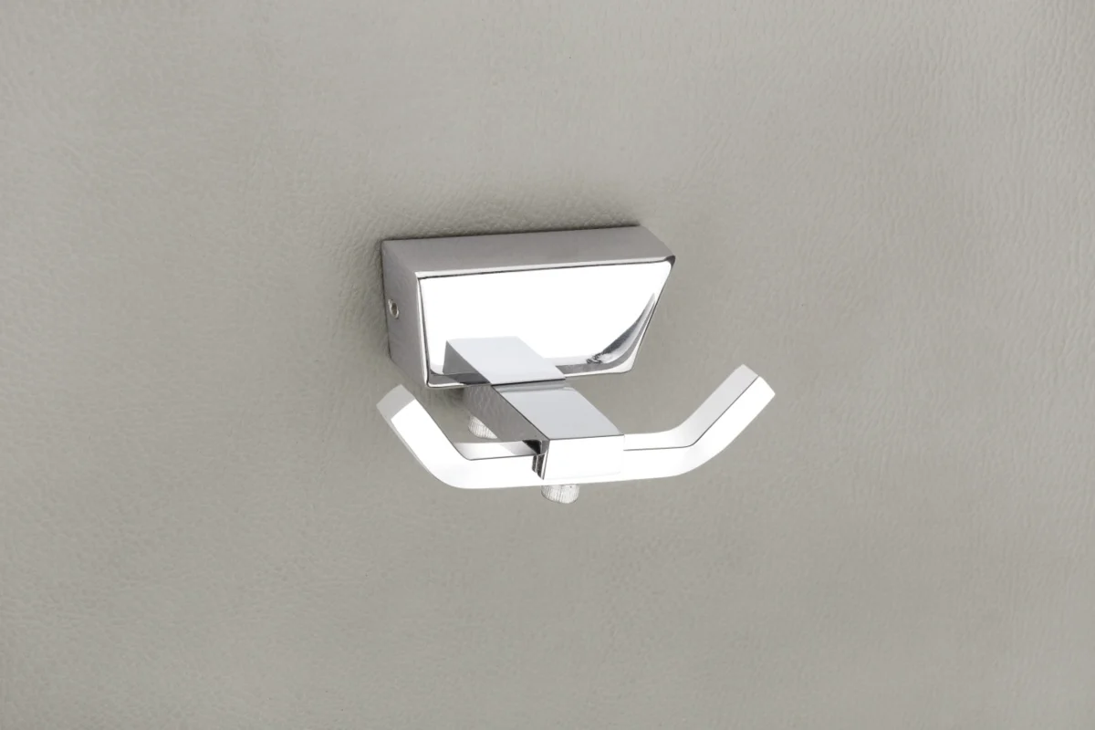 No. 010 Robe Hook