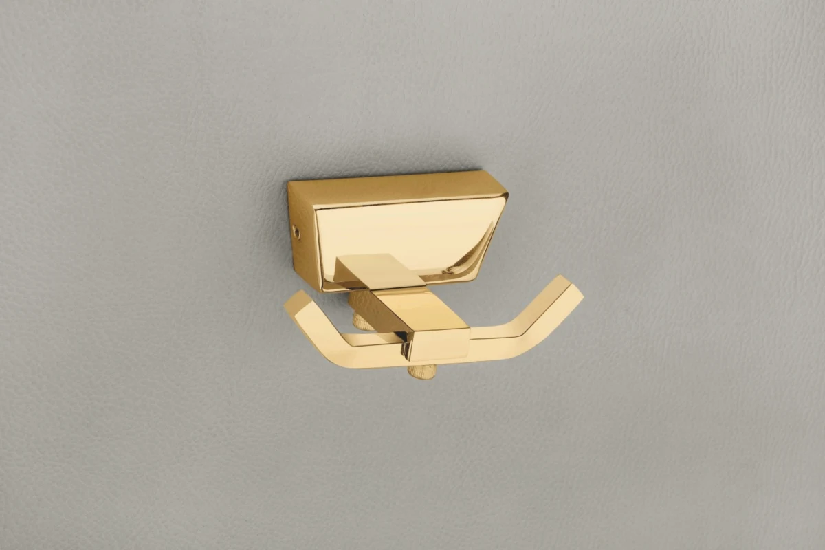 No. 050 Robe Hook